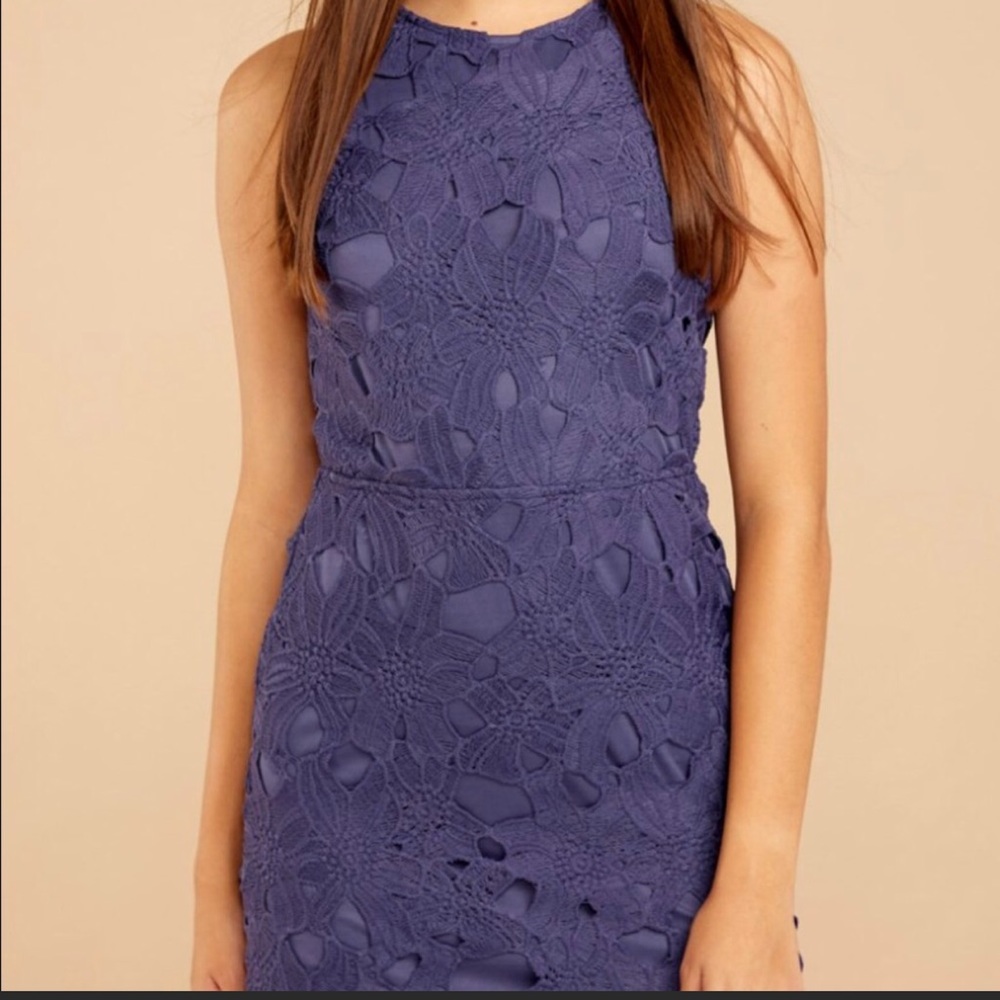 New with tags navy lace dress. Size medium